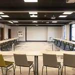 فندق Novotel Rouen Sud Zenith Parc Expo 4*