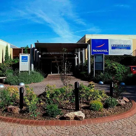 Novotel Rouen Sud Zenith Parc Expo Szálloda