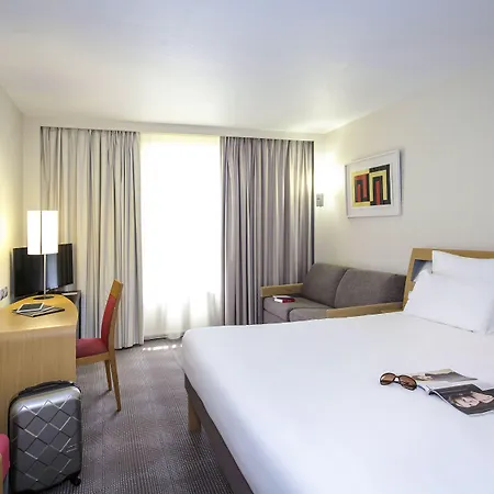 Novotel Rouen Sud Zenith Parc Expo فندق