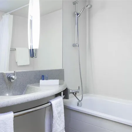 Hotel Novotel Rouen Sud Zenith Parc Expo 4*