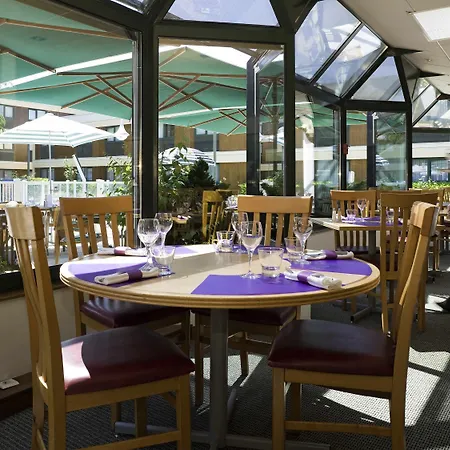 فندق Novotel Rouen Sud Zenith Parc Expo سا إتْيِنْ دو رو