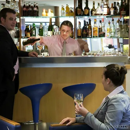 Novotel Rouen Sud Zenith Parc Expo 4*
