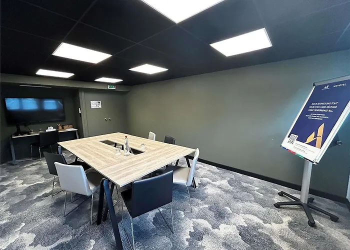 酒店 Novotel Rouen Sud Zenith Parc Expo 4*